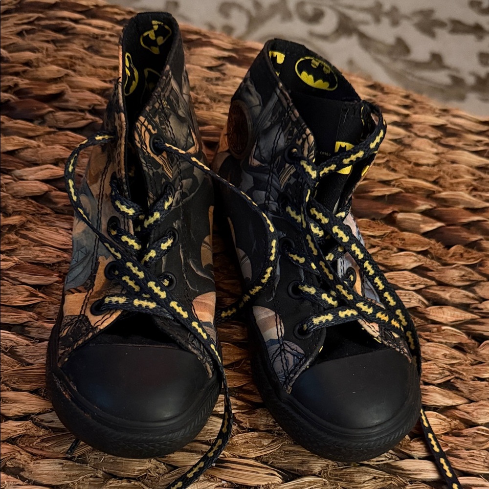 Converse Black and Yellow Batman Kids High-Top Sneakers